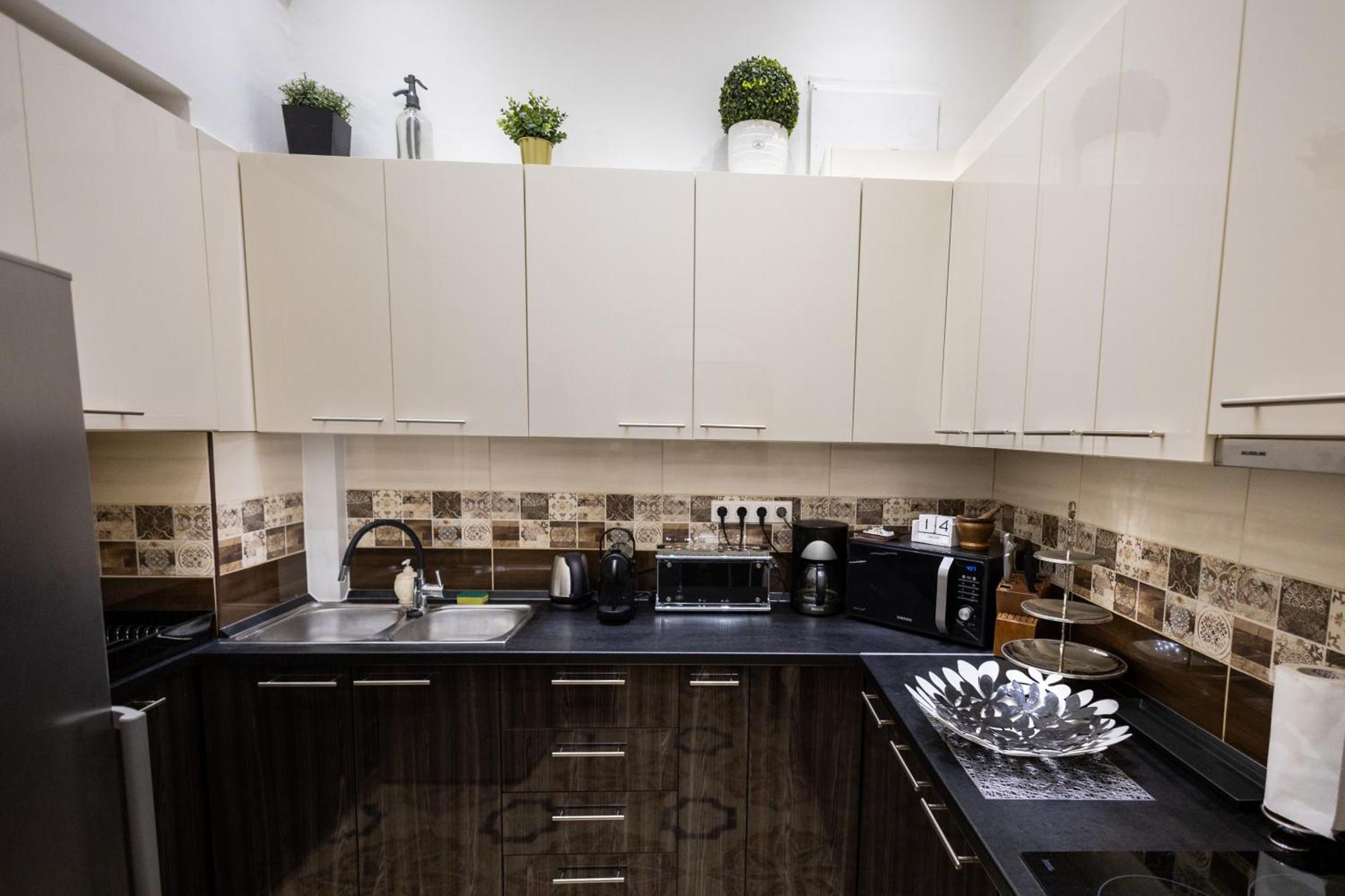 Sunhill Apartment Next To The Buda Castle บูดาเปสต์ ภายนอก รูปภาพ